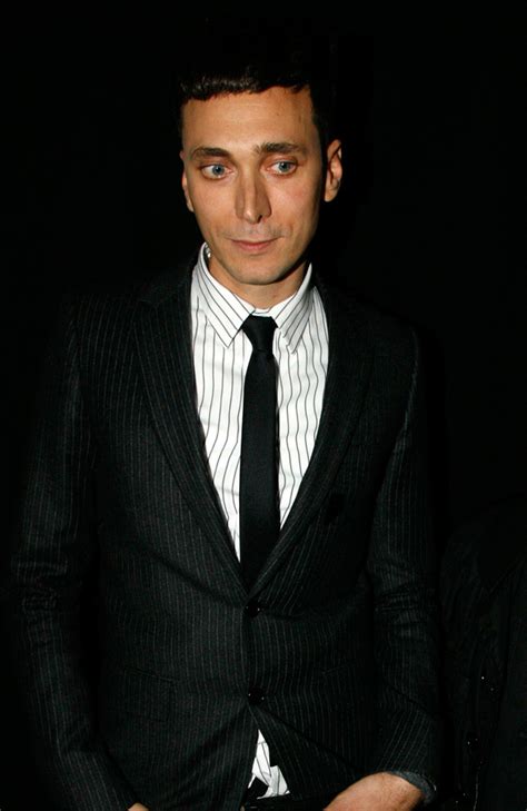 hedi slimane fashion designer.